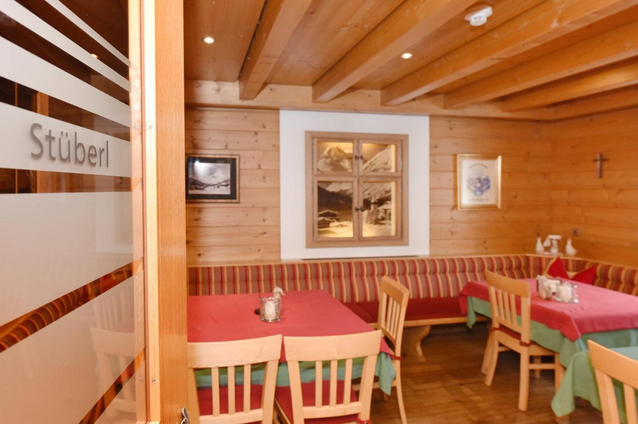 Gasthaus & Pension Alphorn Lech am Arlberg Exteriér fotografie